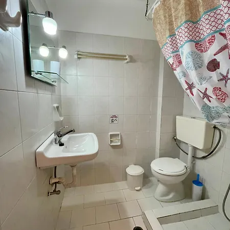 Papiri شقة